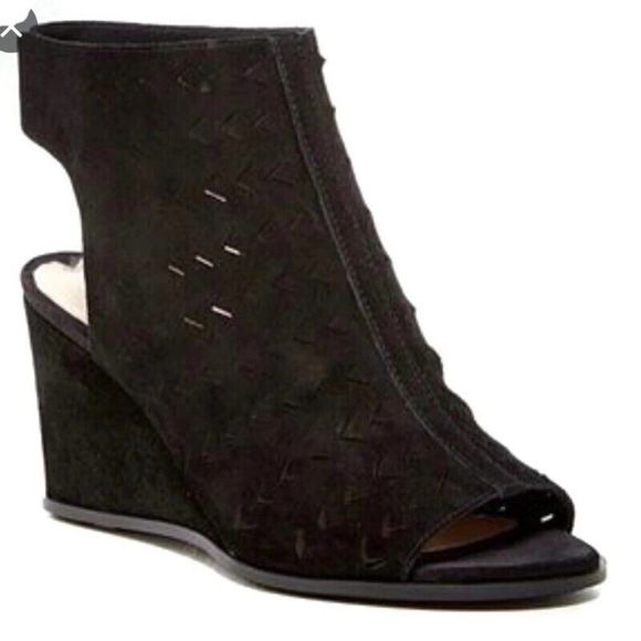 Via Spiga Shoes - Via Spiga Wedges Womens 8.5 Black Leather Laser Cut Shoes